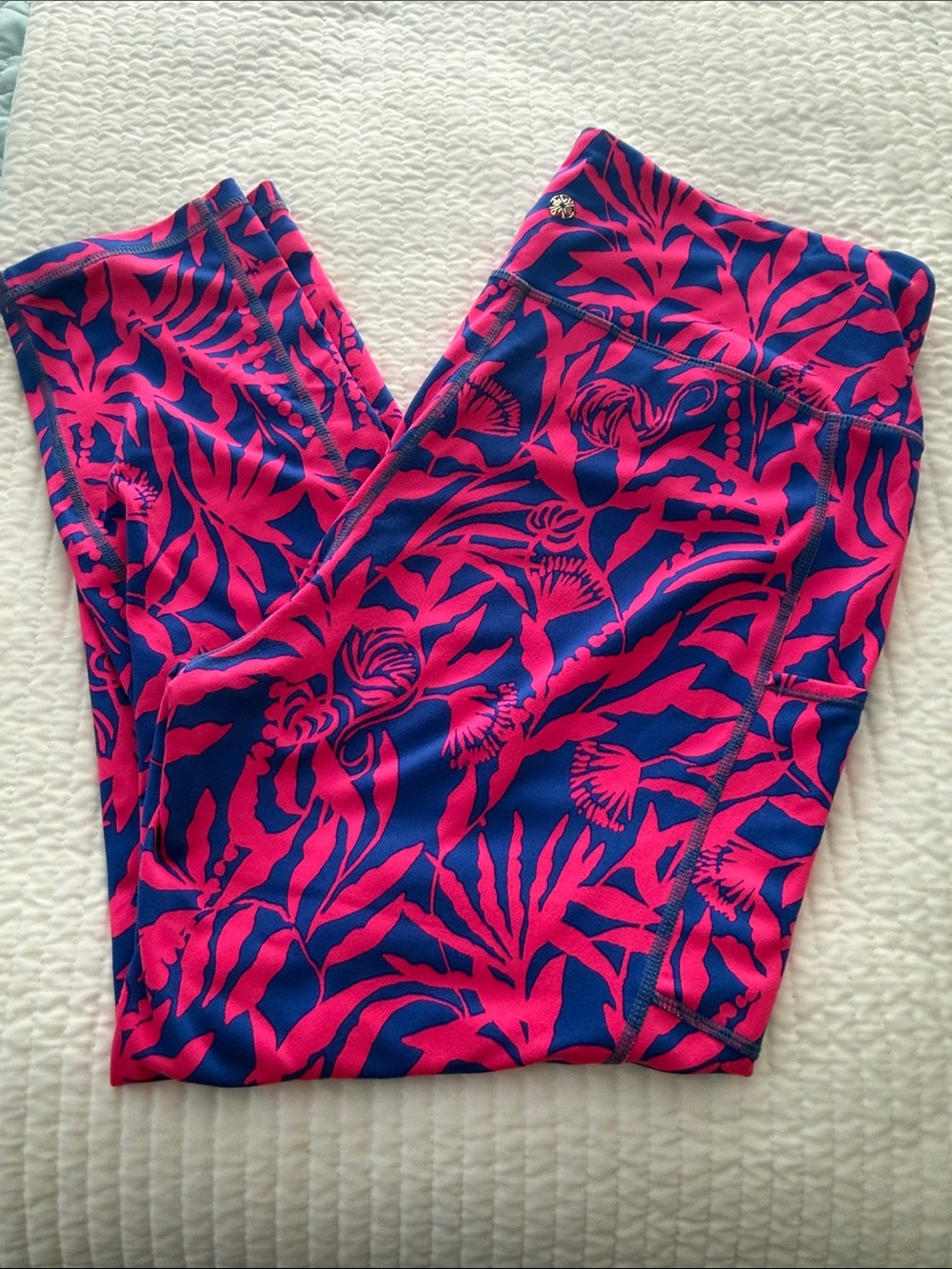 Lilly Pulitzer Women's Neon Pink & Navy Floral Print Leggings